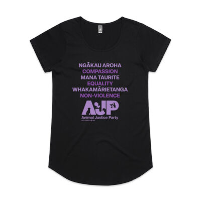 Women's Black Scoop Neck Te Reo Tee Thumbnail